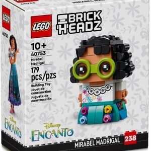 LEGO BRICK'H'EADZ "Mirabel Madrigal" 40753 UNOPENED.